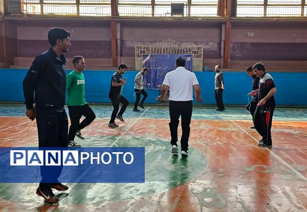 برگزاری دوره‌های توانمندسازی مربیان تربیت‌بدنی در جهت ارتقا سطح کیفی آموزش و پرورش منطقه 14