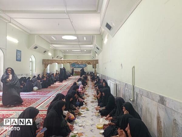 «ویژه برنامه عید بندگی» در کاشمر 