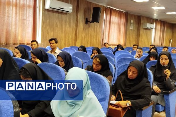 برگزاری جلسه آموزشی توجیهی رابطین مراقبت در برابر آسیب های اجتماعی در شهرستان قدس