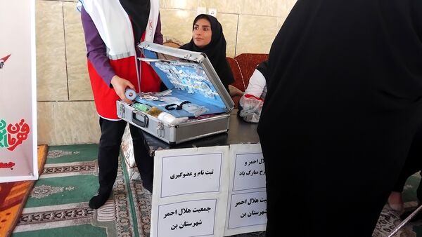 میز خدمت مسئولان در نماز جمعه شهر وردنجان