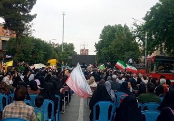 نیشابور در جشن غدیر غرق در شادی؛ از میدان امام خمینی تا انقلاب، موج حضور مردم