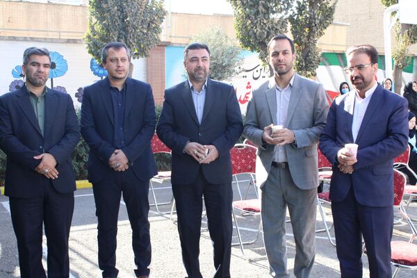 جوشش غیرت و همدلی دانش‌آموزان رباط‌کریم در مراسم وطن‌یار