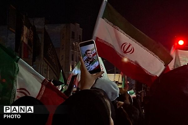 سی شب کنار هم در تجمعات خونخواهی رهبر شهید
