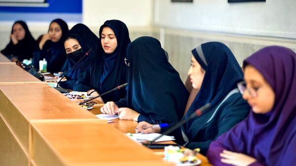 برگزاری دوازدهمین دوره‌ انتخابات مجلس دانش‌آموزی استان مرکزی در بخش دختران
