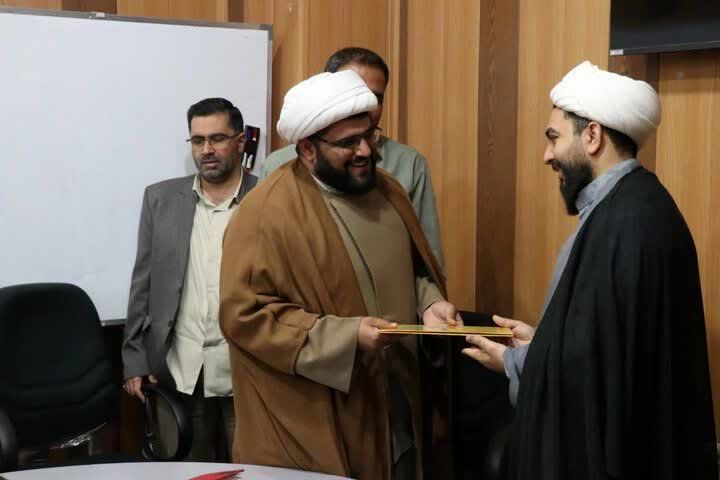 حجت‌الاسلام بهنام بنی‌اسدی، رئیس جدید اداره تبلیغات اسلامی شهرستان کرمان شد