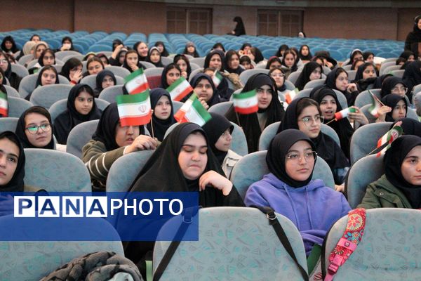 جشن باشکوه هه فجر در سالن نژاد فلاح کرج