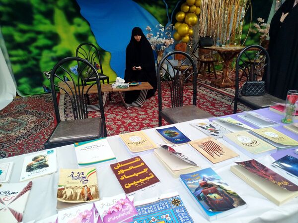 نمایشگاه گل یاس در مشهد