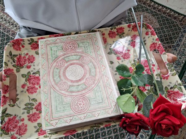 جشن تکلیف نمادی از عشق و علاقه در دبستان فاطمه‌الزهرا