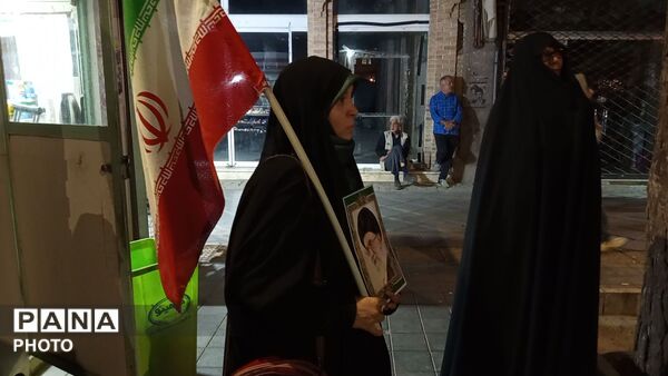 هم‌نشینی‌های همیشگی در حسینیه امام خمینی (ره)