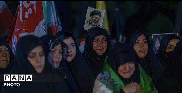 شهرک بعثت در سوگ رهبر شهید