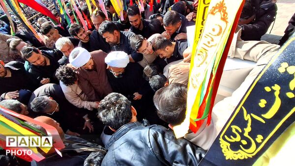 تشیع پیکر مطهر شهید پاسدار محمد صادق نظافتی در کاشمر 