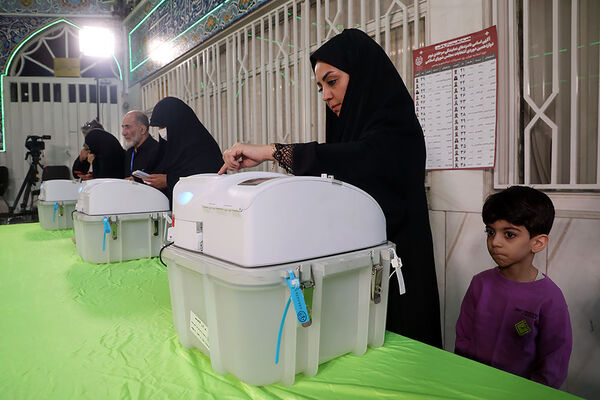 مرحله دوم انتخابات مجلس دوازدهم شورای اسلامی در مسجدالنبی میدان نبوت