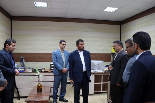 دیدار مدیرکل آموزش و پرورش استان بوشهر با همکاران و مسئولان به مناسبت عید نوروز