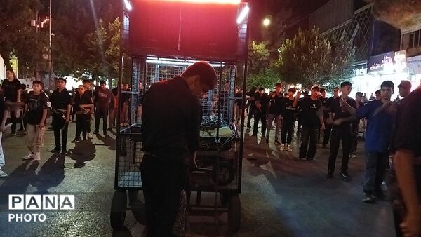 گذری بر عزاداری و فعالیت هیئت جوانان باب الحوائج نیشابور  در شب صد و چهل و چهارم 