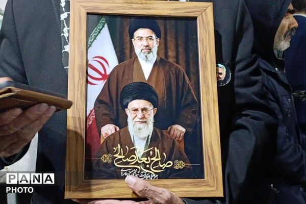 تجمع مردم غیور اسلامشهر در سی شب متوالی