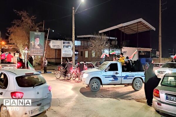 حماسه حضور مردن در خیابان های بار 
