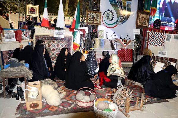 درخشش معلمان و دانش‌آموزان ورامینی در شب ششم جشنواره اقوام ایرانی