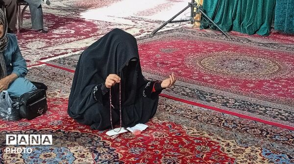 گردهمایی بزرگ بانوان میدان‌دار در مصلای حضرت ابوالفضل(ع) شهرستان ملایر