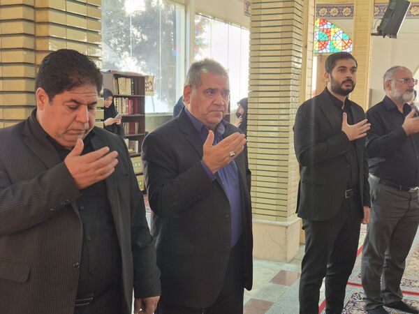 مدرسه شهید رجایی در عزای فاطمه(س) نوای سینه‌زنی سرداد