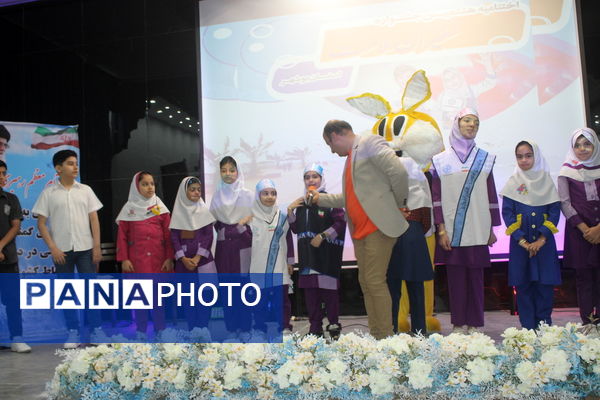 اختتامیه هشتمین جشنواره سفیران سلامت استان بوشهر