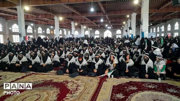 رژه دختران جان فدا در سراب 