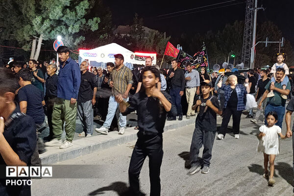 بجنورد یکپارچه در سوگ حسین(ع)
