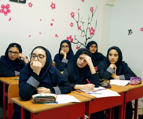 تعادل بین درس و تفریح، رمز شادابی و موفقیت تحصیلی است