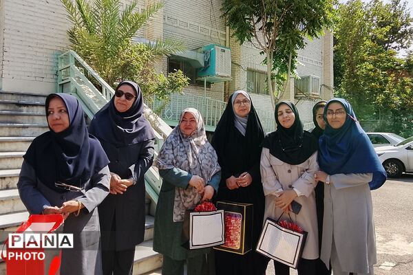 گرامیداشت هفته سلامت در هنرستان بحرالعلوم چهاردانگه