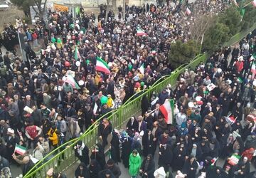 قلهٔ غیرت و وفاداری در کوچه‌های بهمن