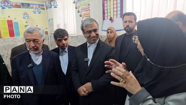 زنگ سپاس معلم در خراسان رضوی نواخته شد