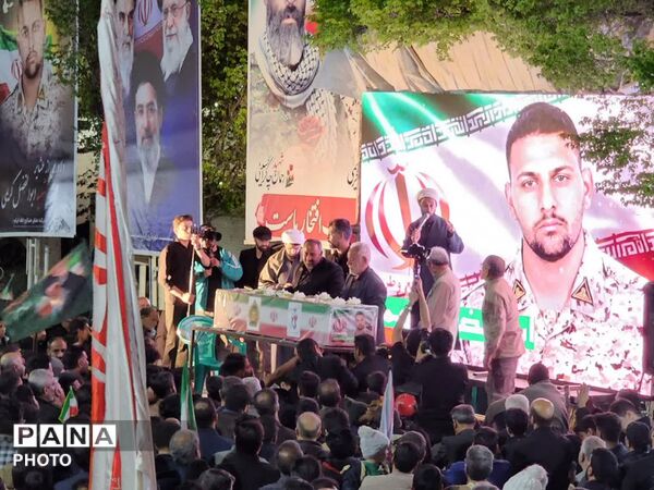 سی‌‌وسومین اجتماع بزرگ شبانه مردم ابرکوه