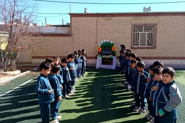موج عشق به دخت پیامبر(ص) در مدارس فیروزکوه طنین‌انداز شد