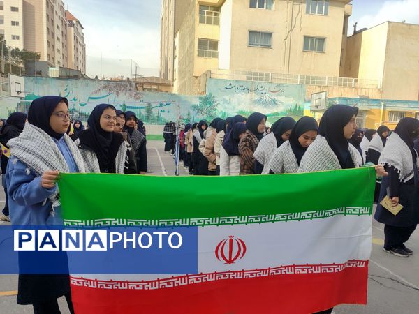 زنگ انقلاب در دبیرستان شاهد تکتم نواخته شد