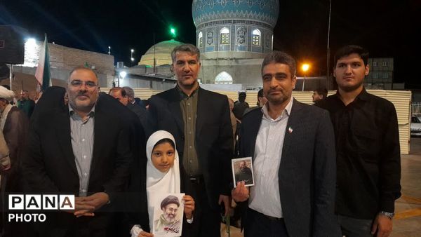 حضور حماسی مدارس قم در تجمعات شبانه آستان مقدس امامزاده موسی مبرقع(ع)