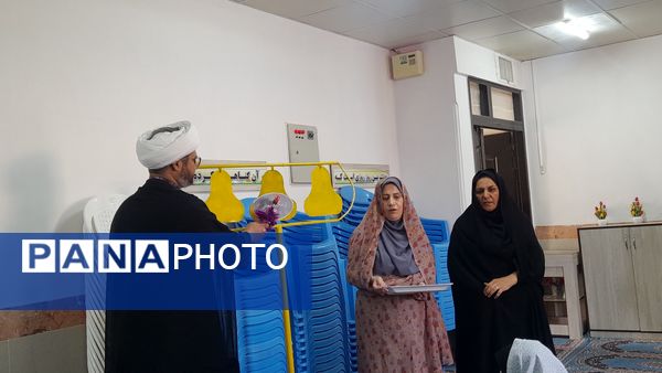 زنگ نماز در دبیرستان حضرت معصومه سلام الله علیها شهرستان خلیل‌آباد نواخته شد