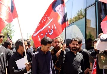 اعزام کاروان  وداع با رهبر شهید به تهران از ابرکوه
