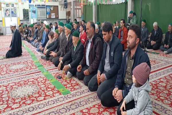 اقامه نماز جماعت ظهر و عصر در روز ۲۲بهمن  شهر بار نیشابور