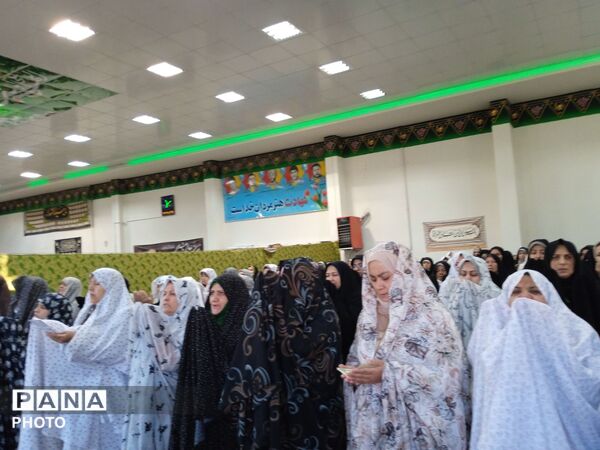 اقامه نماز عید بندگی در مسجد چهارده معصوم الغدیر