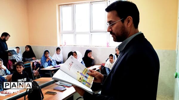 یک روز دل انگیز پاییزی،در دل مدارس روستایی شهرستان کلات