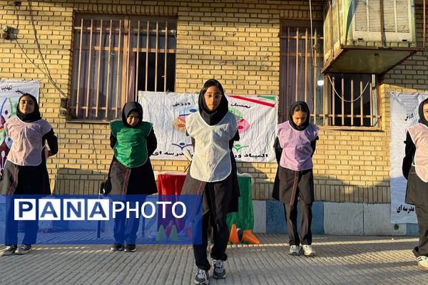 درخشش دانش‌آموزان ورزشکار دبیرستان بعثت۲ وایین در المپیاد درون مدرسه‌ای 