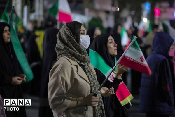  بیعت با رهبر انقلاب اسلامی در ساوجبلاغ 