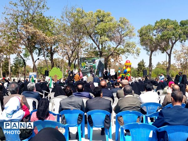 پویش سرو ایران؛یادگاری از جنگ اخیر در دل طبیعت