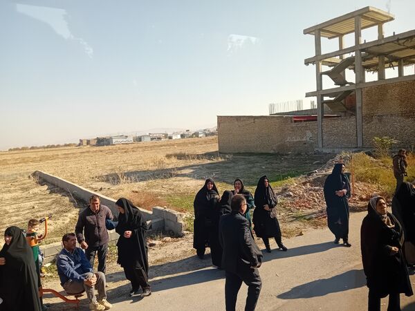 اعزام دانش‌آموزان دختر آشخانه به اردوی راهیان نور