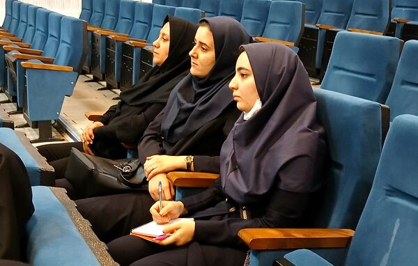  کارگاه آموزشی نحوه تعامل با دانش‌آموزان و بازی‌های گروهی در باقرشهر 