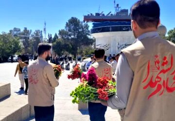 برگزاری مراسم ملی مهمانی لاله‌ها در ۲۰ هزار گلزار شهدا