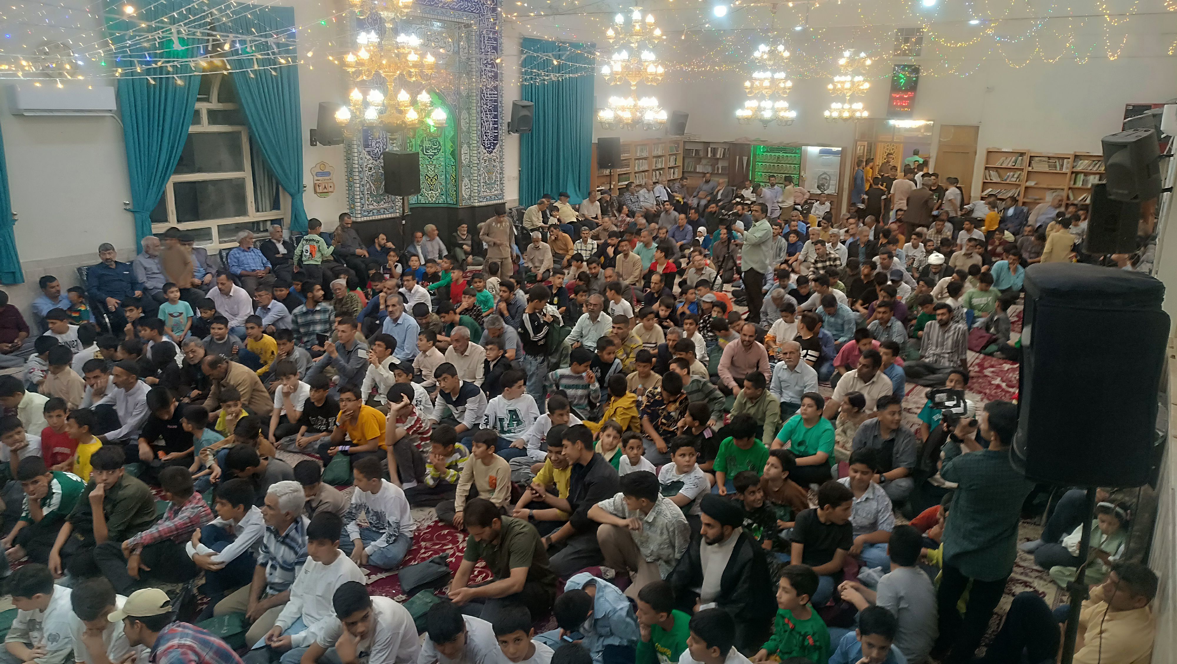 جشن میلاد امام رضا (ع) در مسجد الرضای نیشابور 