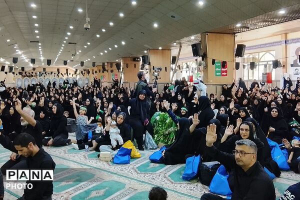 همایش بزرگ شیر خواران حسینی در مصلا نماز جمعه چهاردانگه
