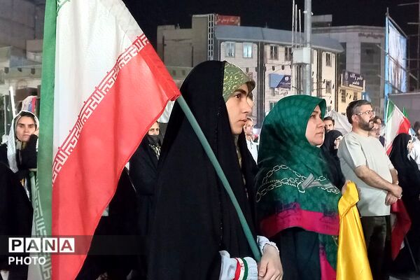 تجلیل از خبرنگاران پانا در صحنه ی جهاد تبیین