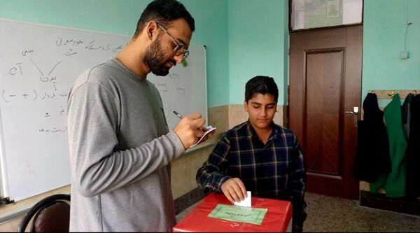 انتخابات شورای دانش‌آموزی آغاز فردایی روشن در اندیشه شاهد