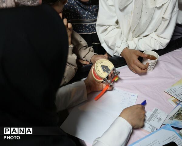 اجرای طرح ویزیت رایگان  دندان  در اجتماعات شبانه بجنورد